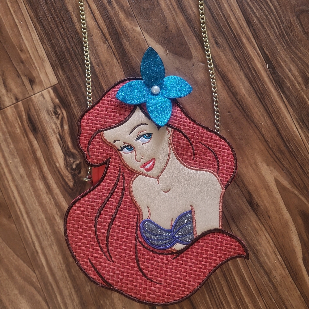 Danielle Nicole Disney The Little Mermaid Ariel Crossbody Bag